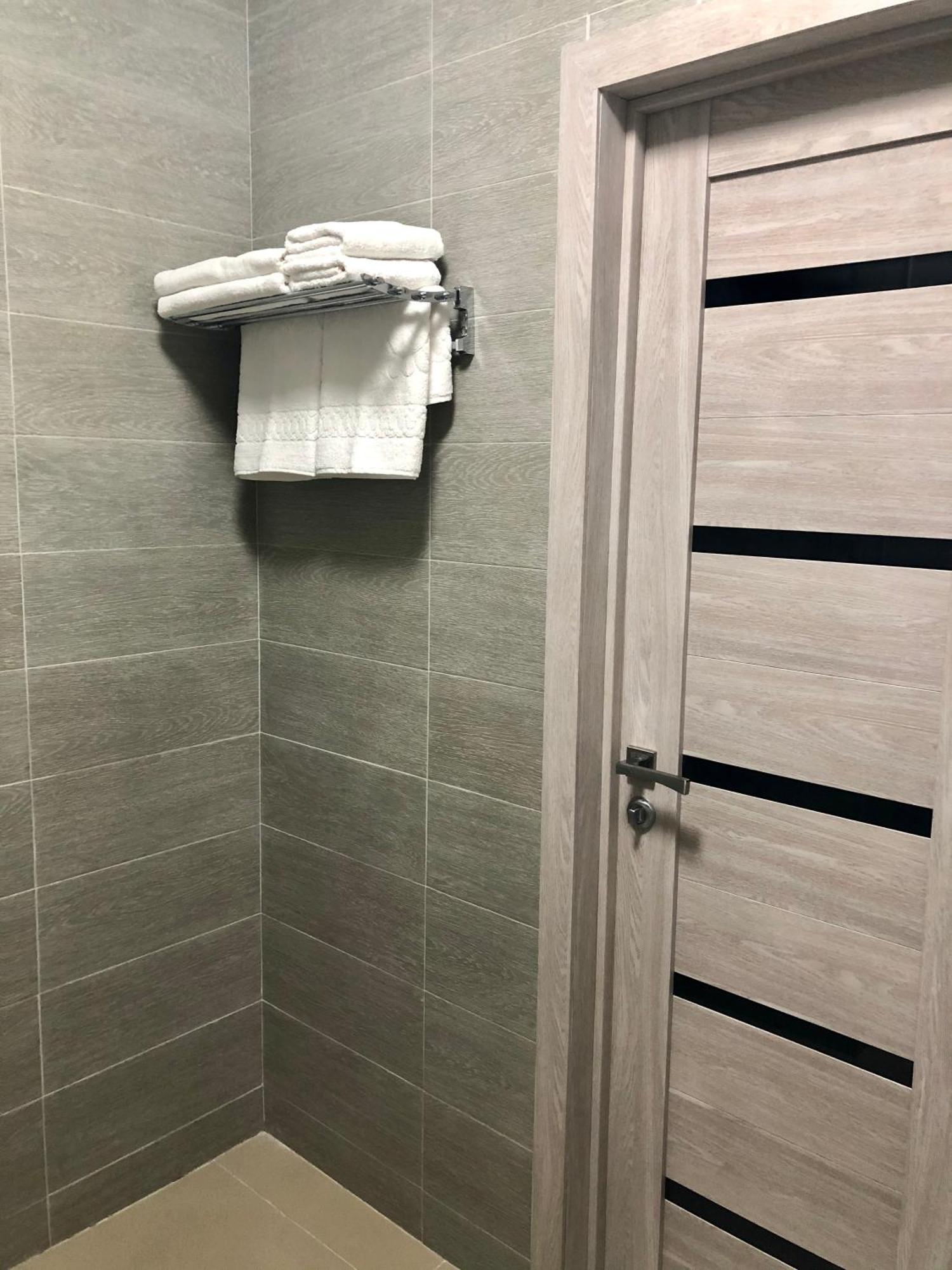 Tarlan Hotel Aktau  Bagian luar foto